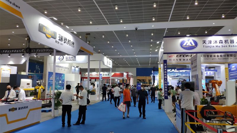 广告灯箱制作全解析：从设计到施工的五大关键步骤**